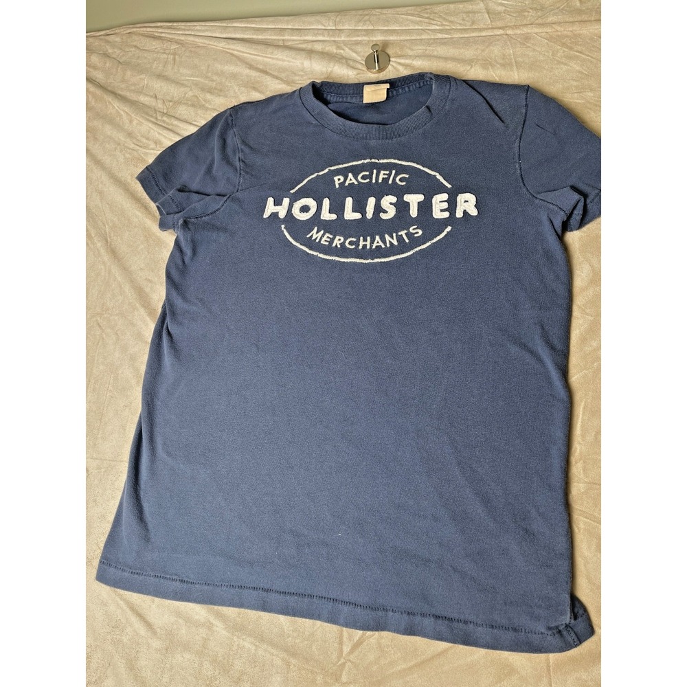 Hollister Co. Pacific Merchants graphic t-shirt size S